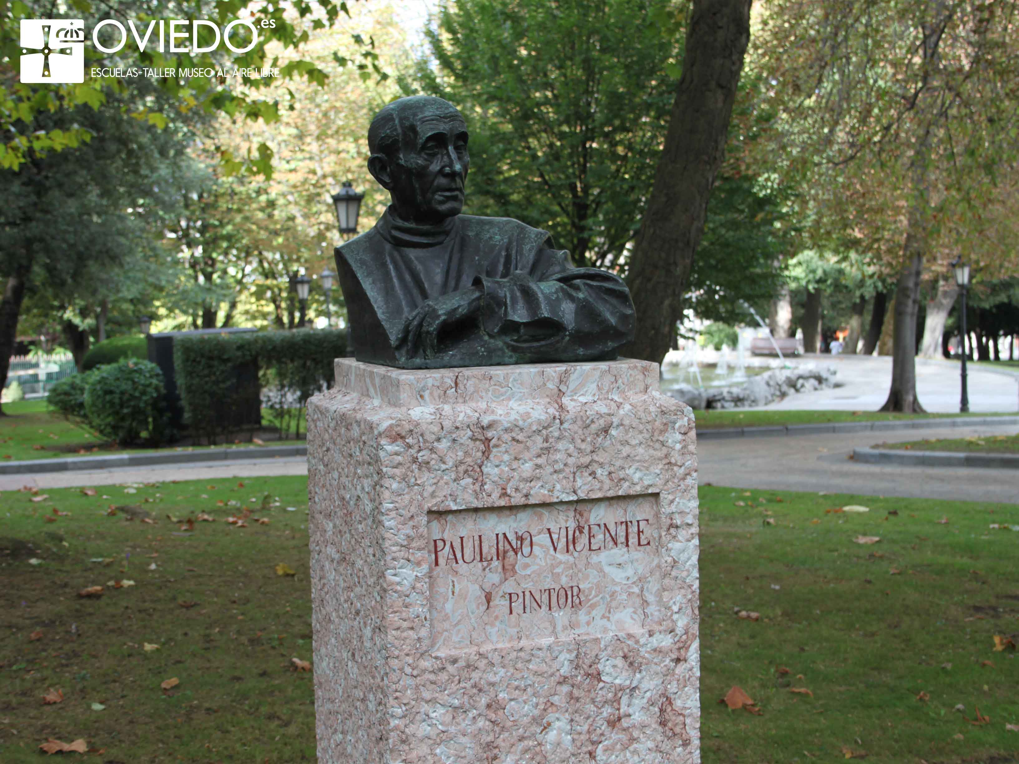 Escultura Paulino Vicente